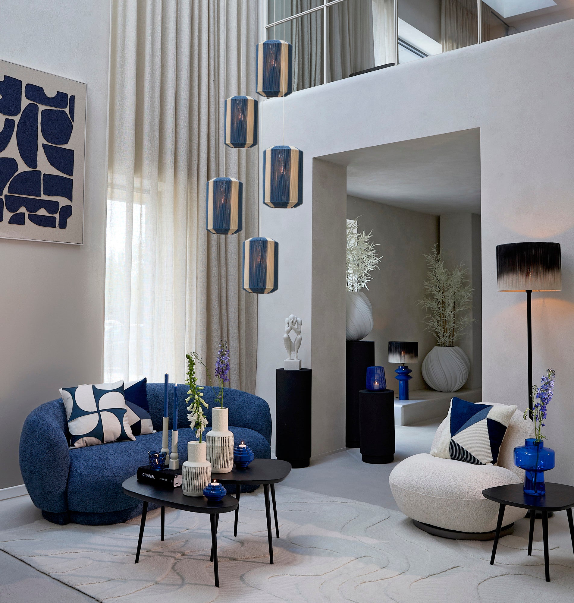 blauw-witte-hanglamp-met-gestreept-patroon-light-living-kozana-variant-image3