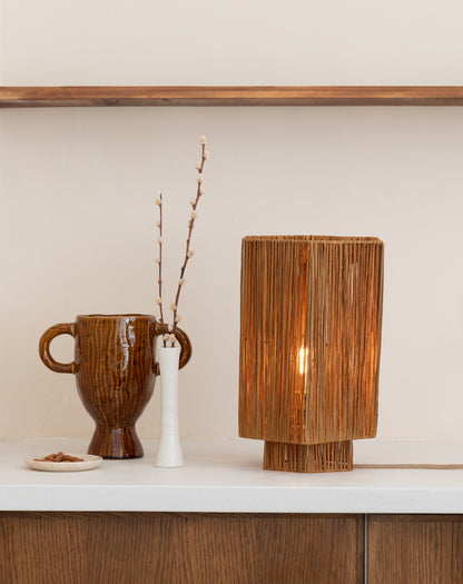 Grande lâmpada de mesa de raffia marrom GOOD&MOJO Panama – imagem 1