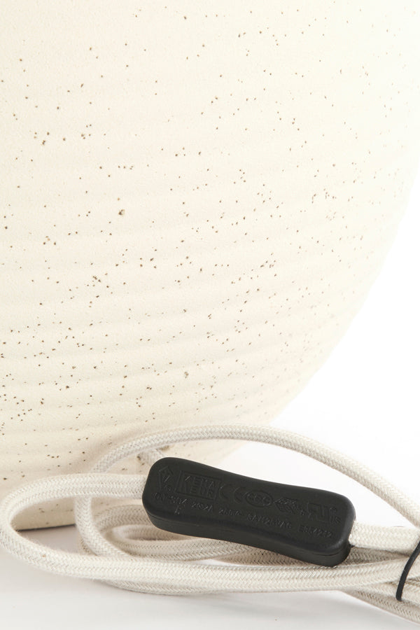 verfijnde-witte-keramieken-lampvoet-light-living-ulloa-variant-image3
