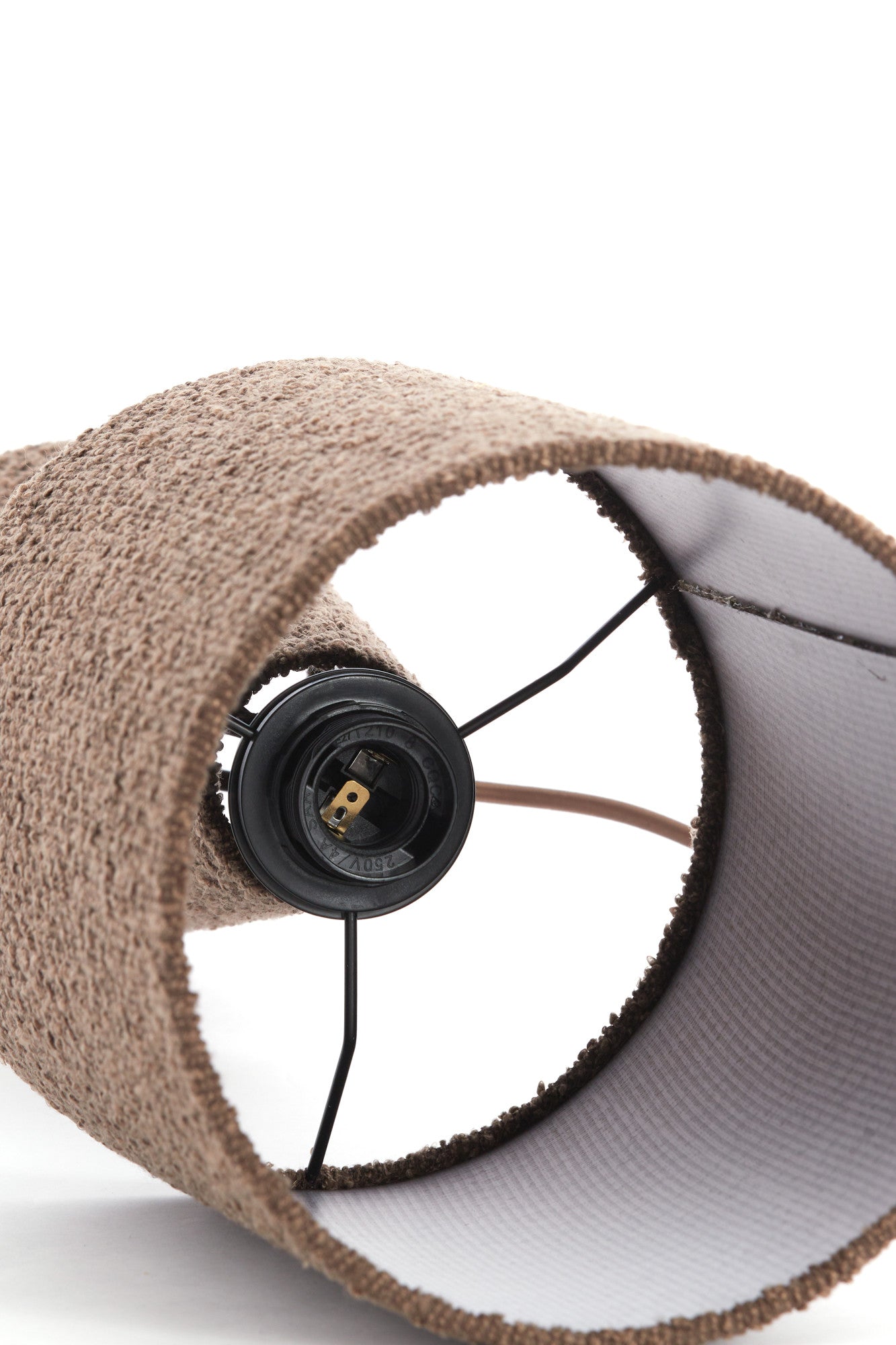 boucle-tafellamp-bruin-warm-en-gezellig-light-living-micky-variant-image8