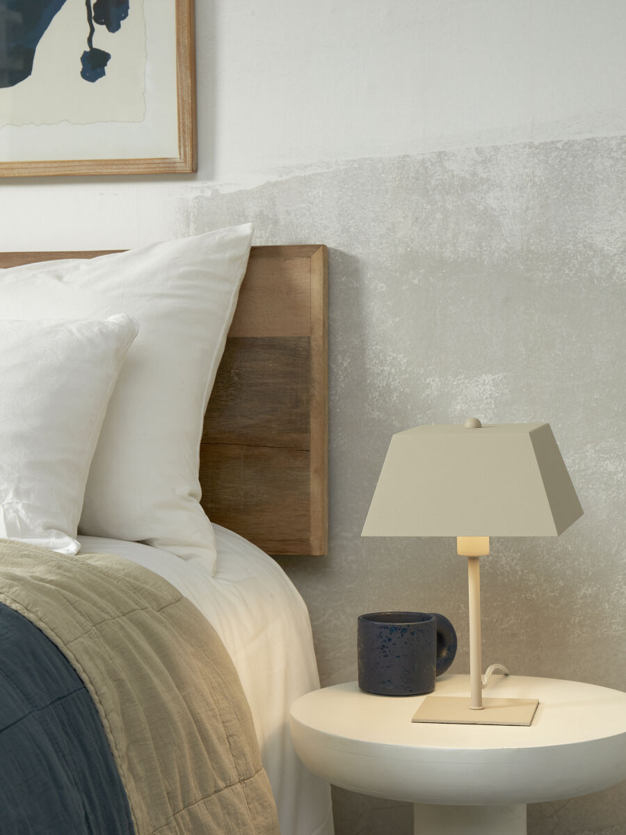 vierkant-grijze-metalen-tafellamp-retro-its-about-romi-perth-variant-image4