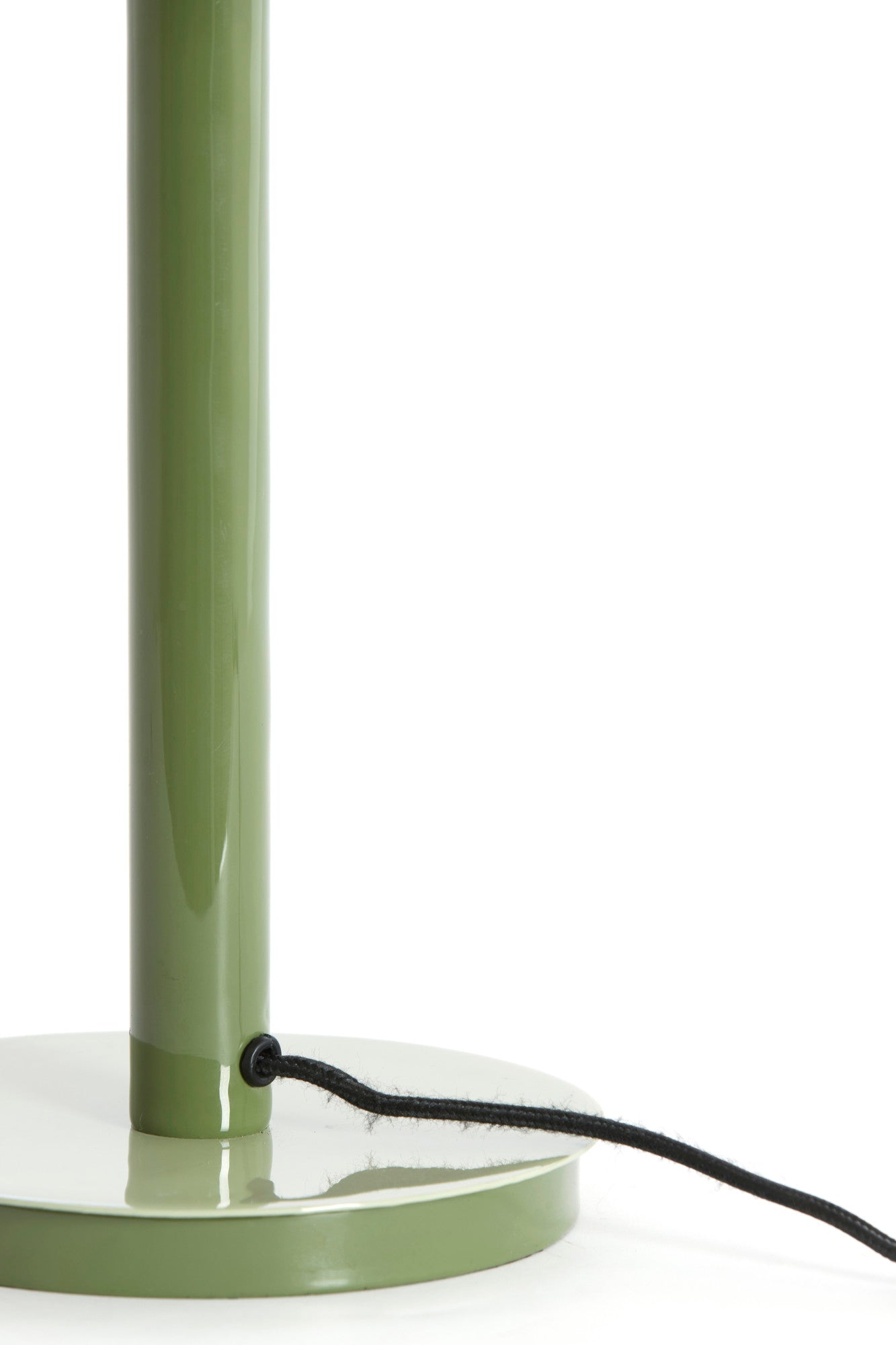 retro-tafellamp-olijfgroen-met-frisse-lichtgroene-touch-light-living-marivet-variant-image5