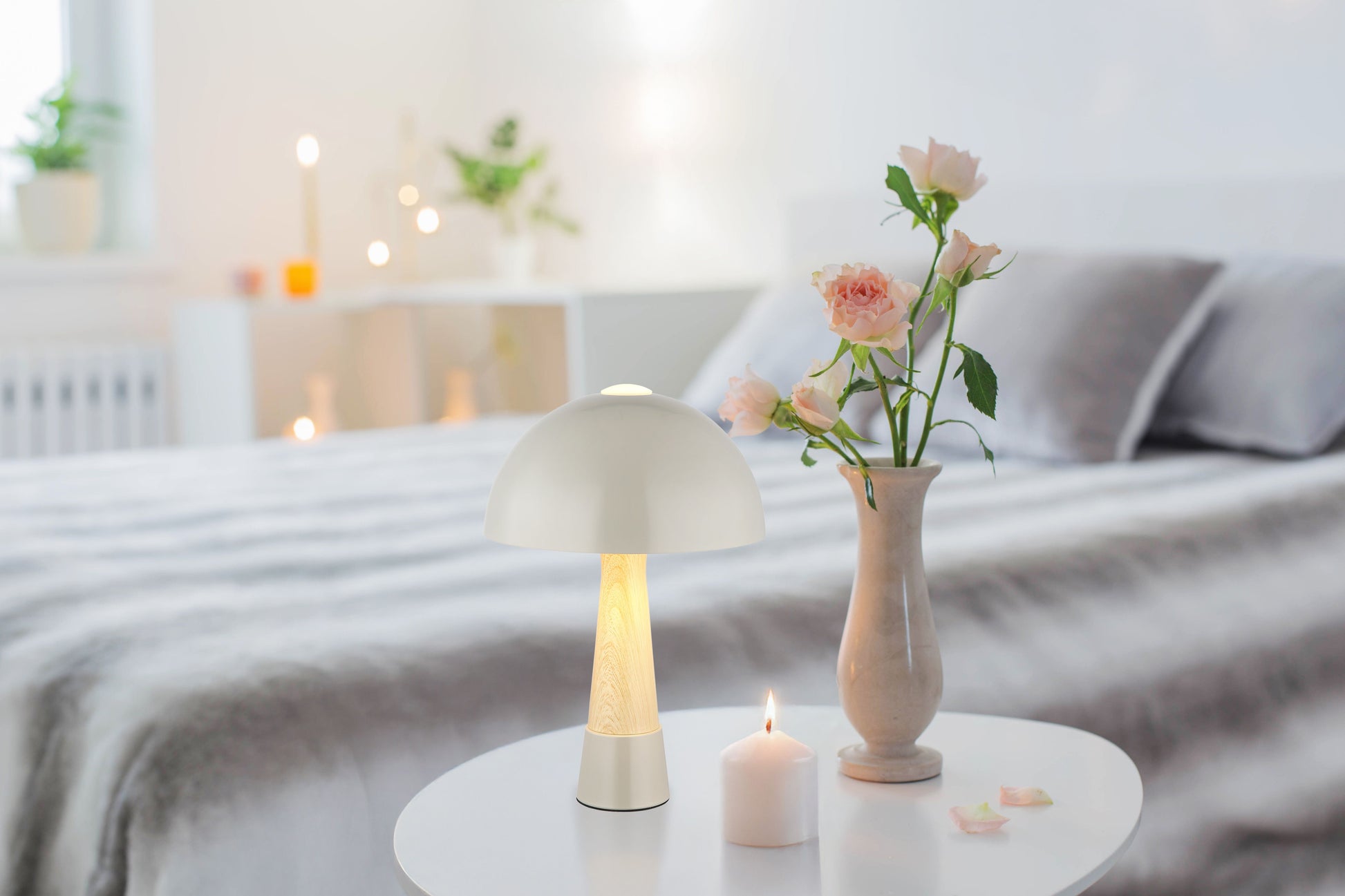 paddenstoelen-tafellamp-grijs-metaal-houtlook-paulin-variant-image7