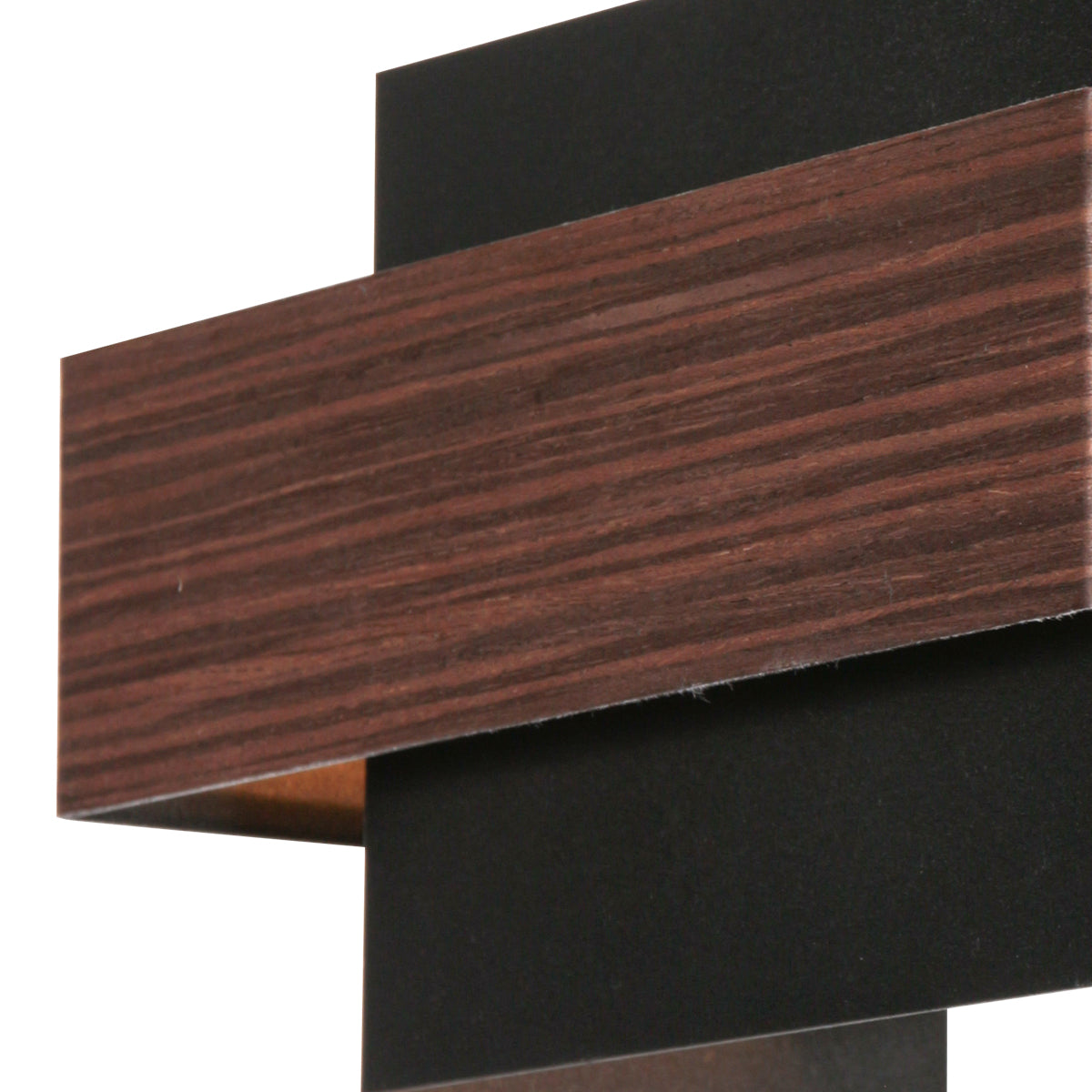 landelijke-muurlamp-met-houtaccenten-steinhauer-muro-variant-image4