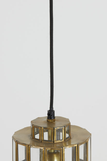 gouden-hanglamp-met-geometrisch-lantaarnontwerp-light-living-sostrene-variant-image6