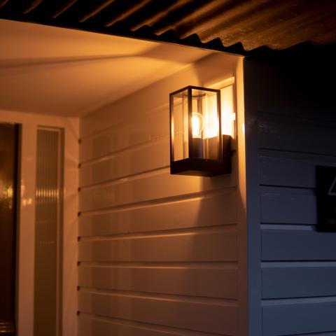 neutrale-witte-led-lichtbron-e27-met-schemersensor-7-3w-steinhauer-variant-image2