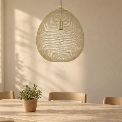 Zlaté okrúhle závesné svietidlo Light & Living Moroc – fotografia v interiéri