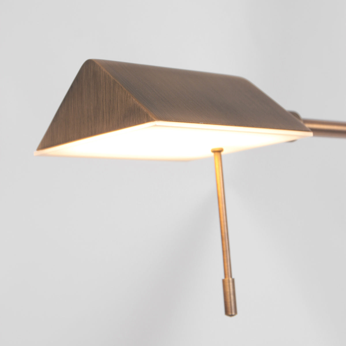 Steinhauer Retina Bronze LED Floor Lamp – image 5