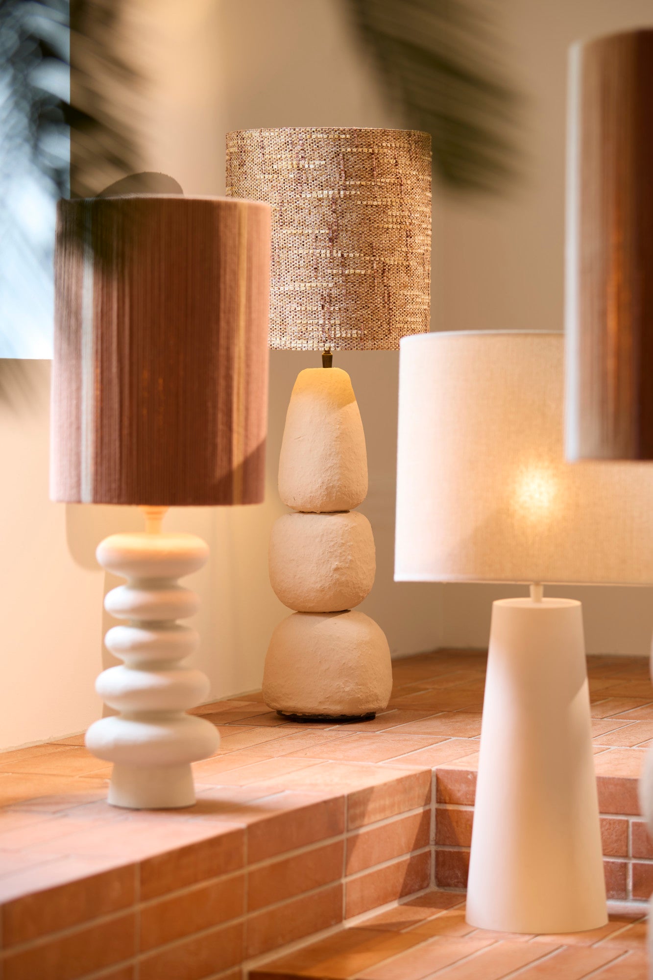 cilindervormige-beige-stoffen-lampenkap-light-living-osire-variant-image3