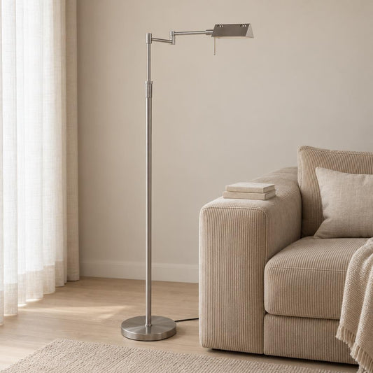 Stojacia lampa Mexlite Karl z ocele s nastaviteľným ramenom – fotografia v interiéri