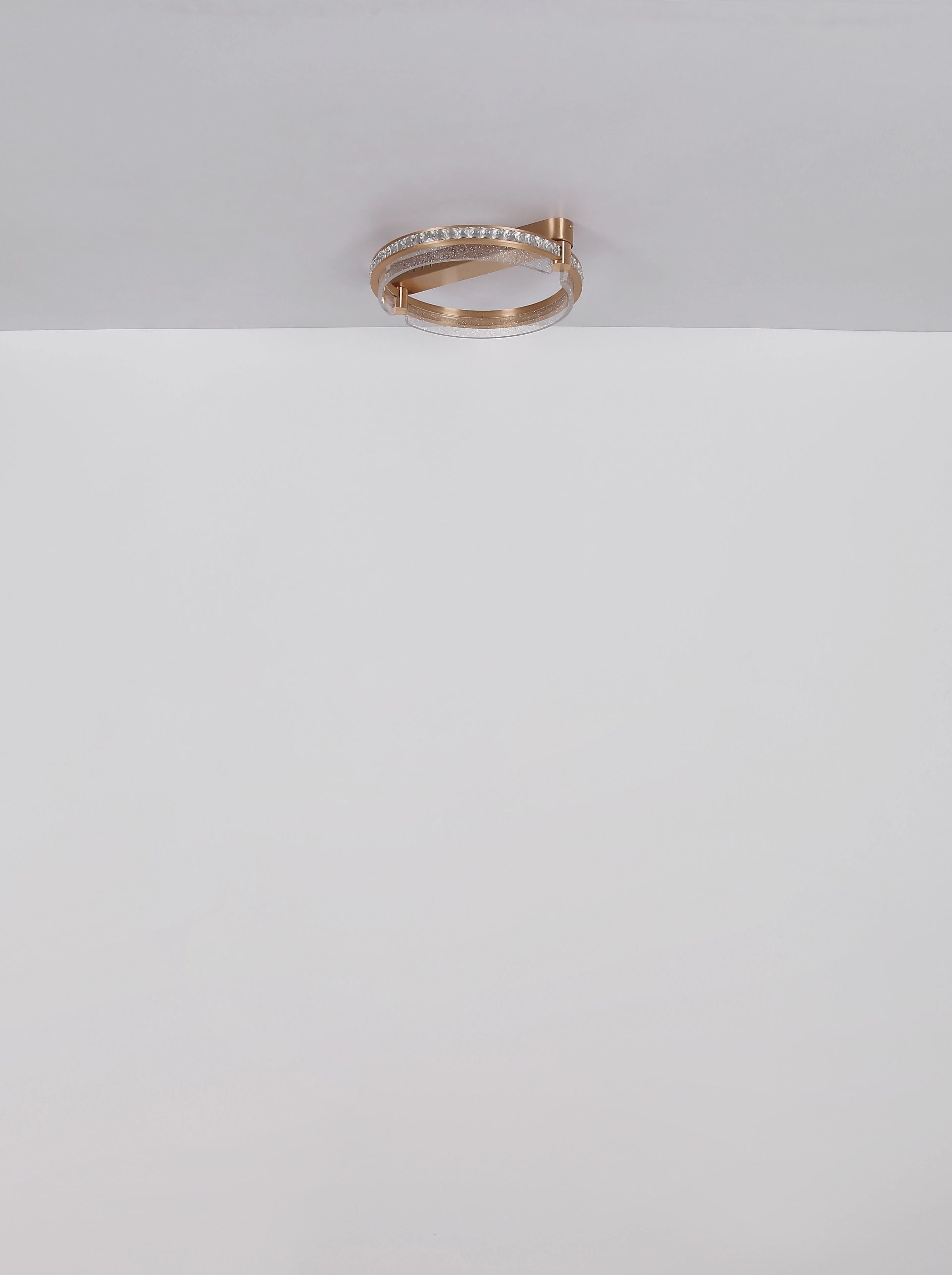 mooie-hanglamp-met-goudkleurige-elementen-blondie-variant-image9