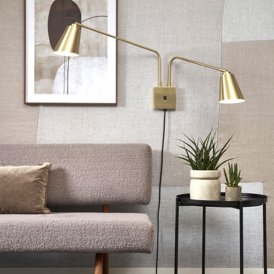 wandlamp-2-lichts-goud-draai-kantelbaar-its-about-romi-bremen-ai-sfeer_image
