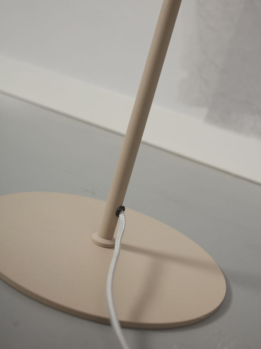 vloerlamp-metaal-retro-grijs-its-about-romi-lisbon-variant-image5