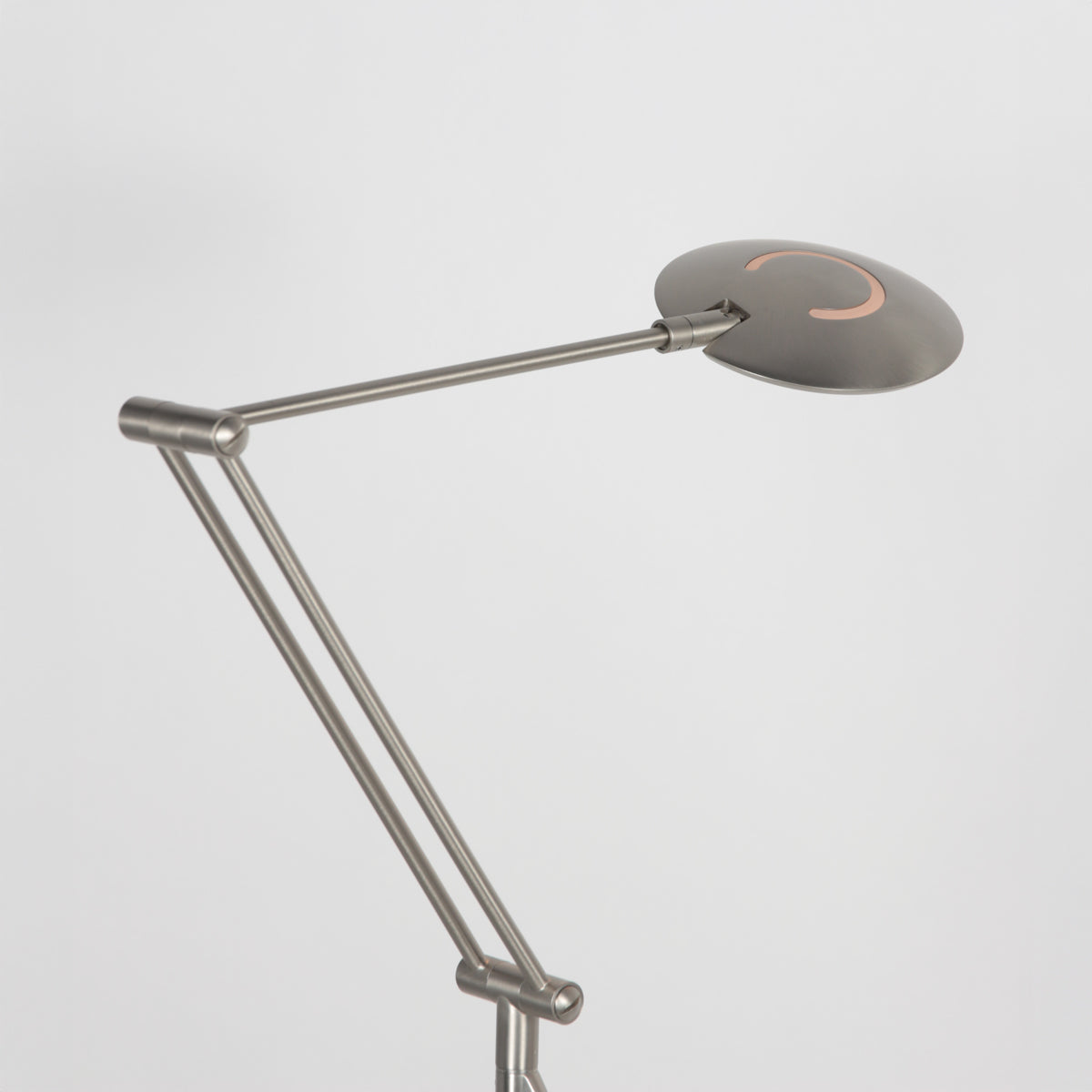 stalen-vloerlamp-met-draaibare-kop-steinhauer-exclusive-zenith2-variant-image4
