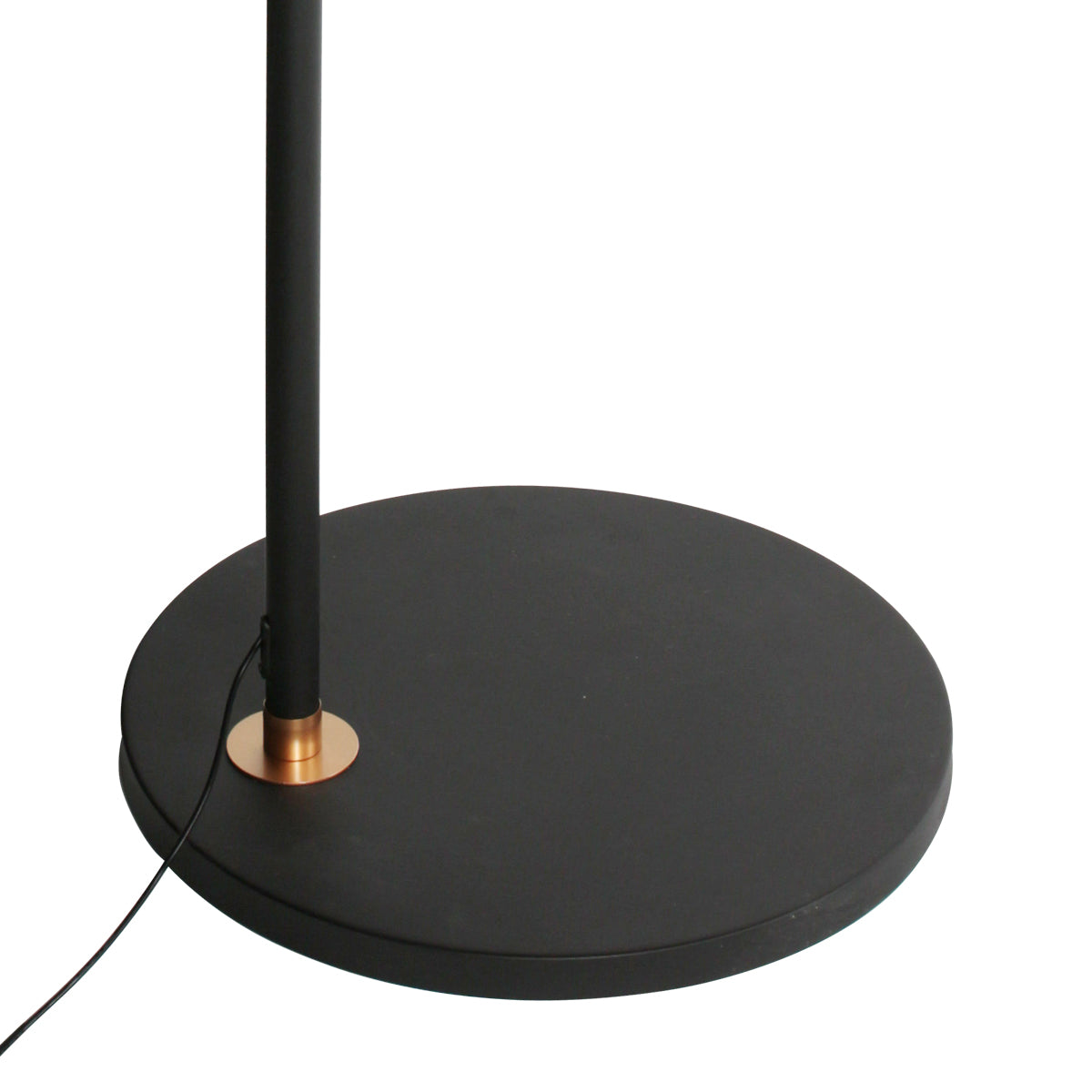 gouden-moderne-metalen-vloerlamp-steinhauer-ringlux-variant-image6