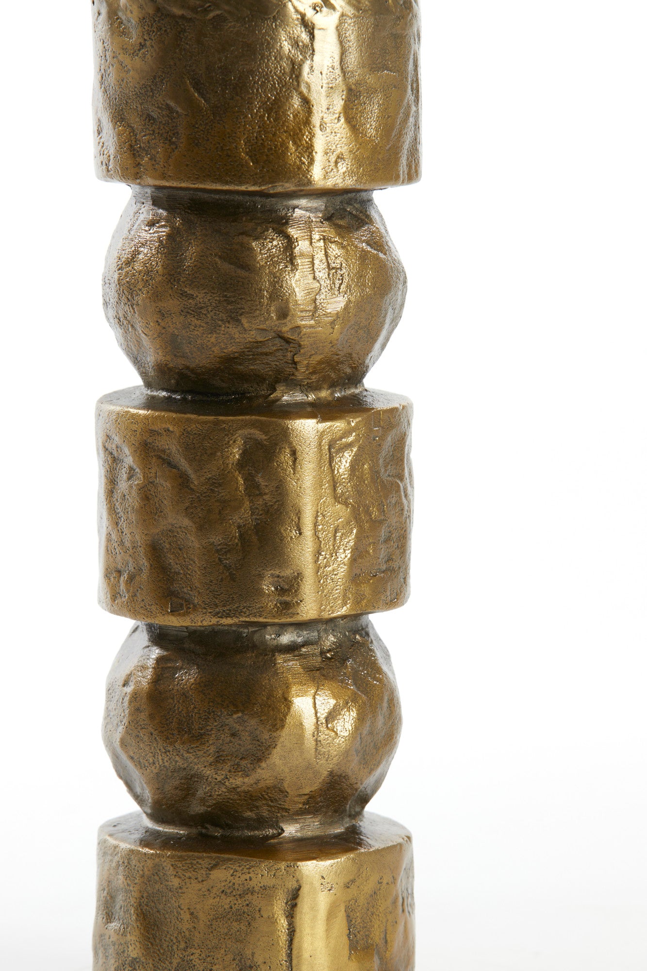 gouden-lampvoet-sculpturaal-design-light-living-akti-variant-image6