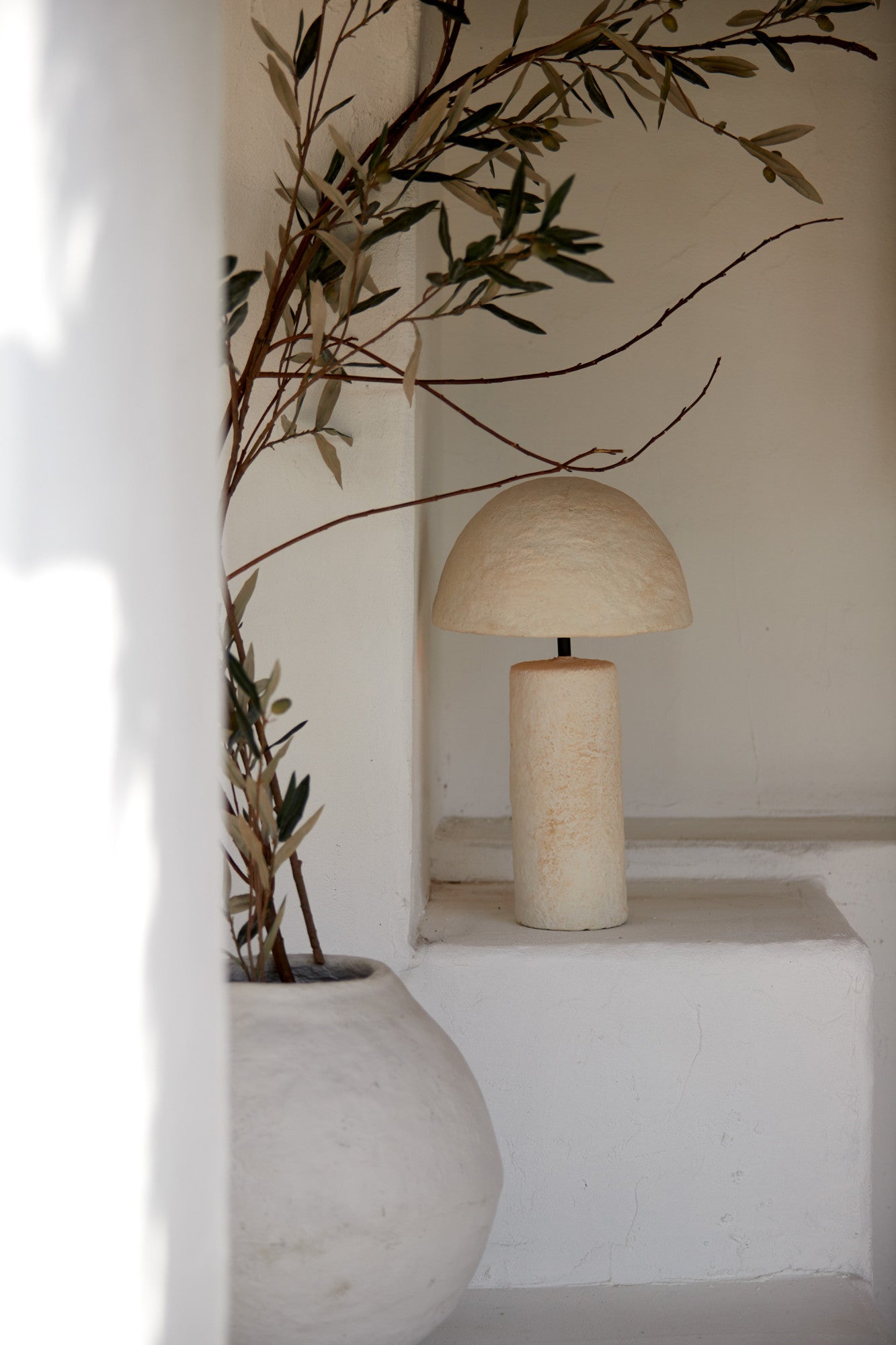 steenlook-tafellamp-beige-light-living-qazu-variant-image3