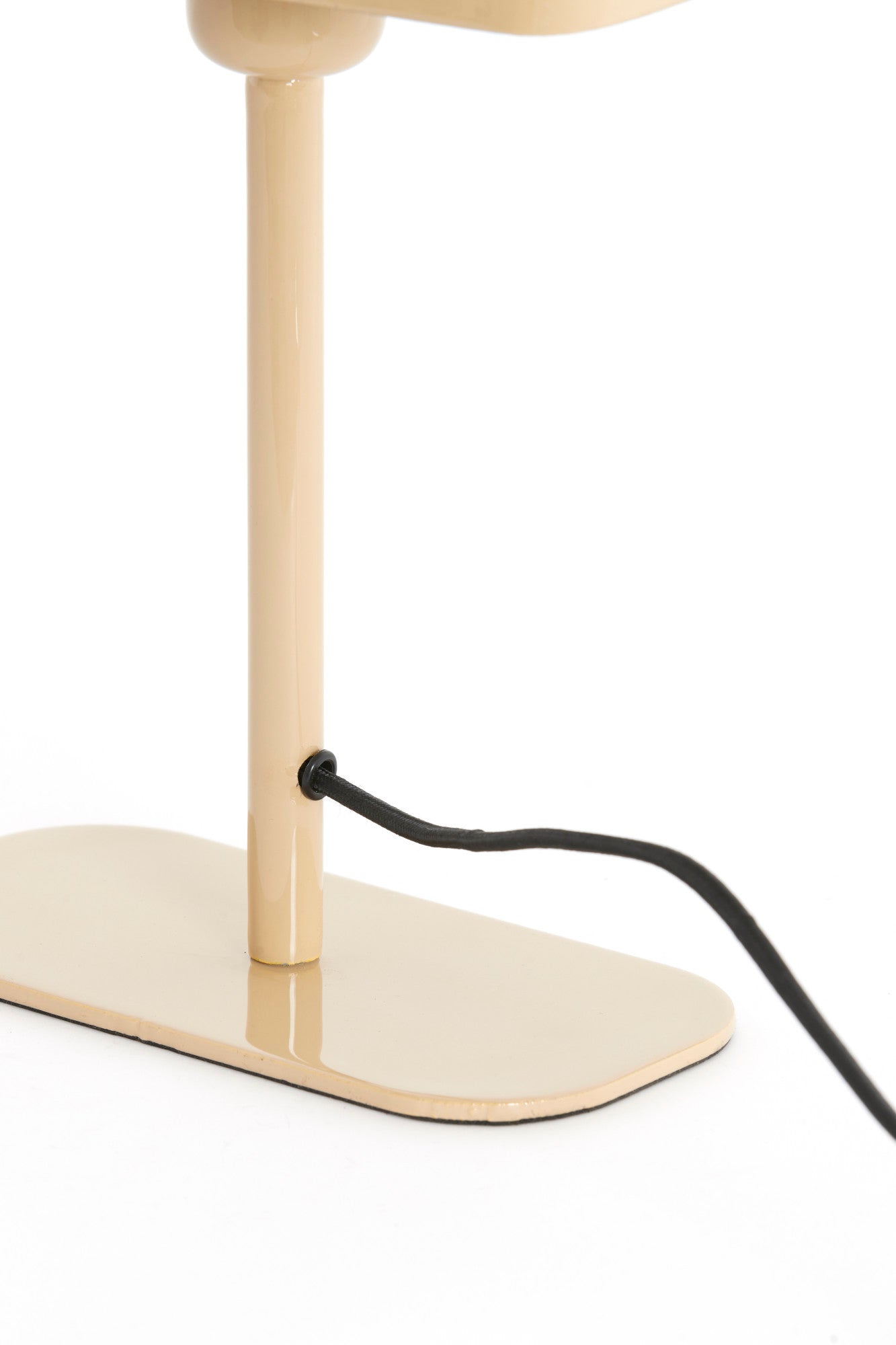 compacte-tafellamp-glans-zand-subtiel-en-stijlvol-light-living-elenie-variant-image5