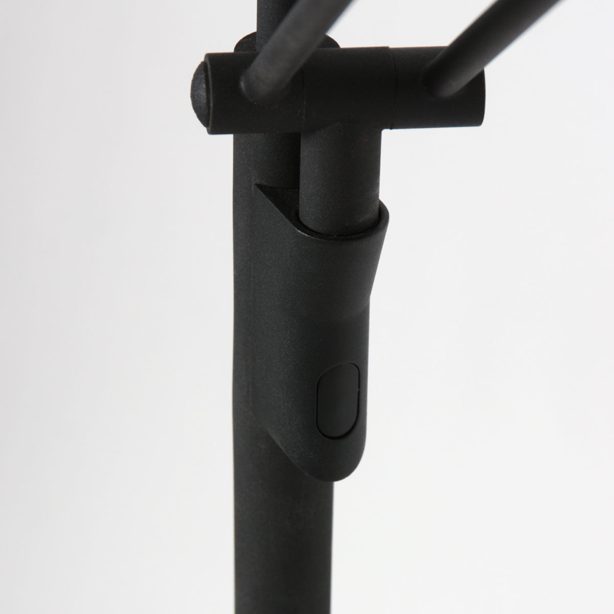 zwarte-vloerlamp-zenith-2-met-uplight-en-leesarm-variant-image5