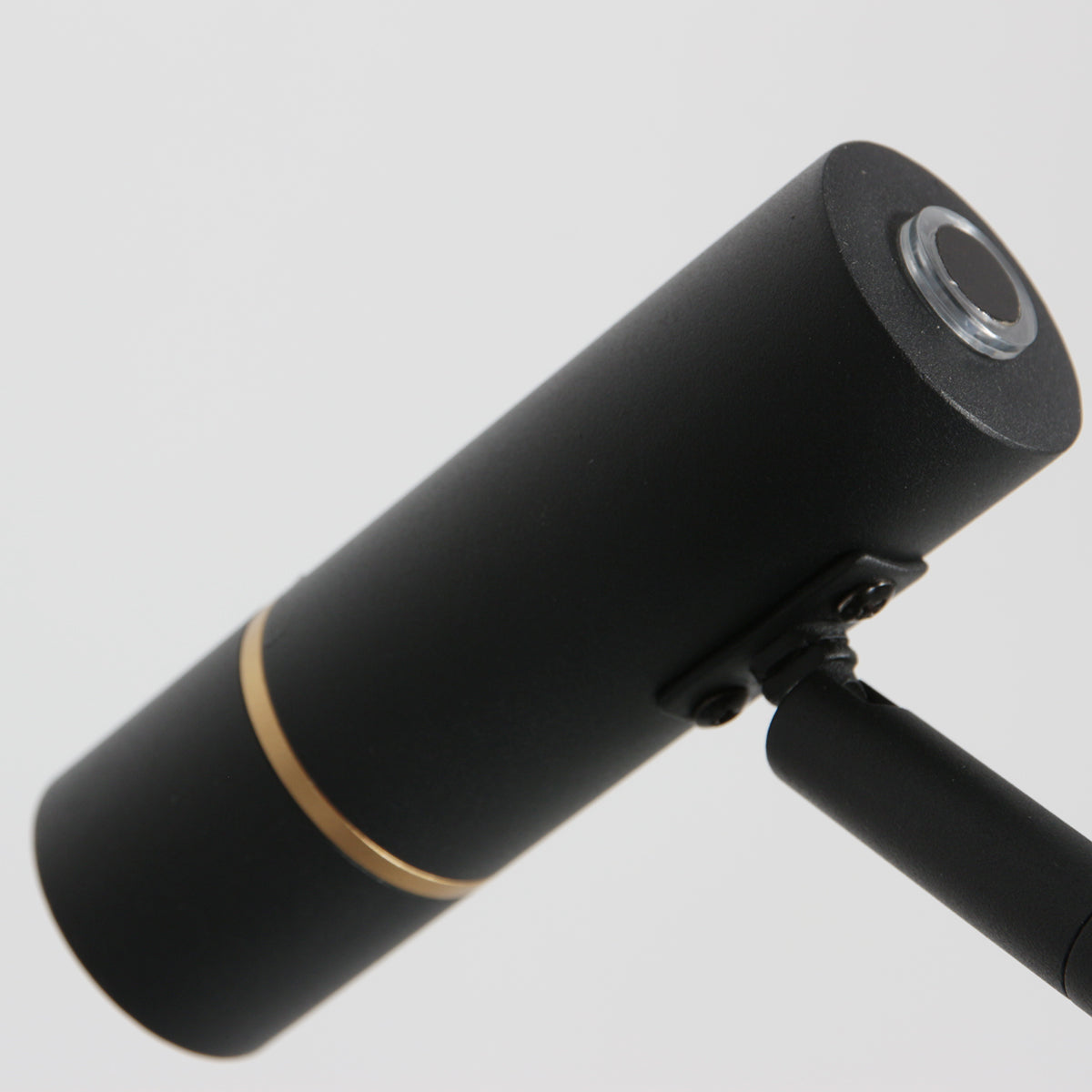 tripod-vloerlamp-zwart-met-gouden-velours-en-leesarm-steinhauer-stang-variant-image5