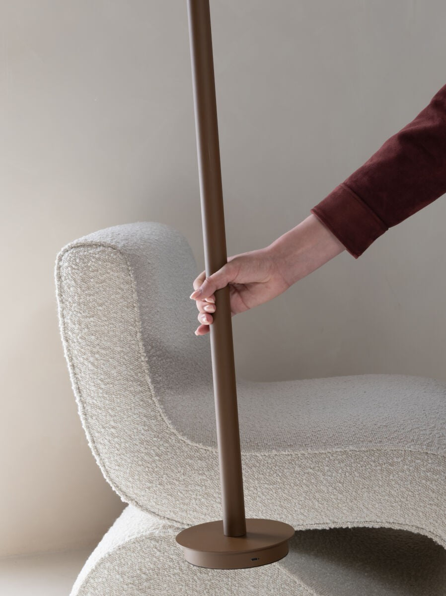 Lampada da terra in alluminio marrone elegante It's About RoMi Milan – disegno con le misure