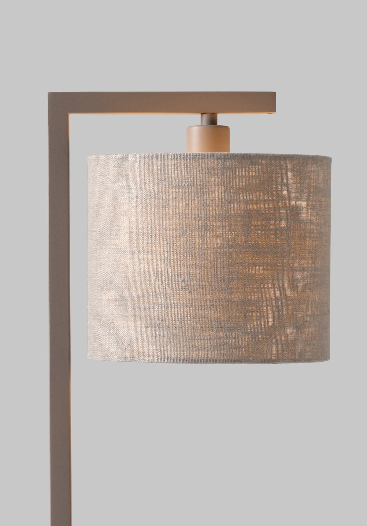 Luminária de mesa de linho em cores areia e natural It's About RoMi Boston – imagem 4