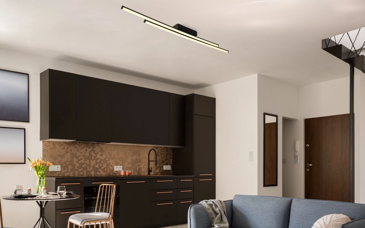 slanke-moderne-plafondlamp-met-draaibare-profielen-kirina-variant-image2