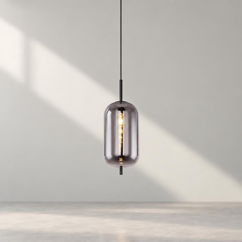 Globo Blacky – nowoczesna czarna lampa wisząca – zdjęcie studyjne