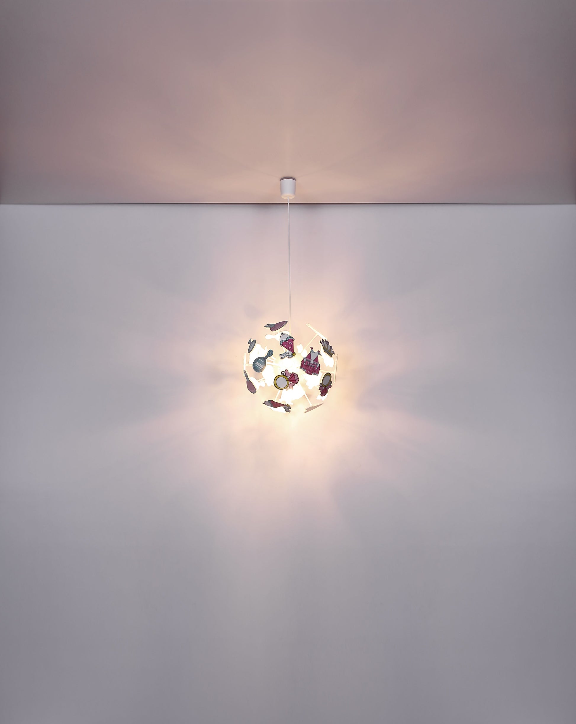 kleurige-hanglamp-alfabet-kinderkamer-lurra-variant-image5