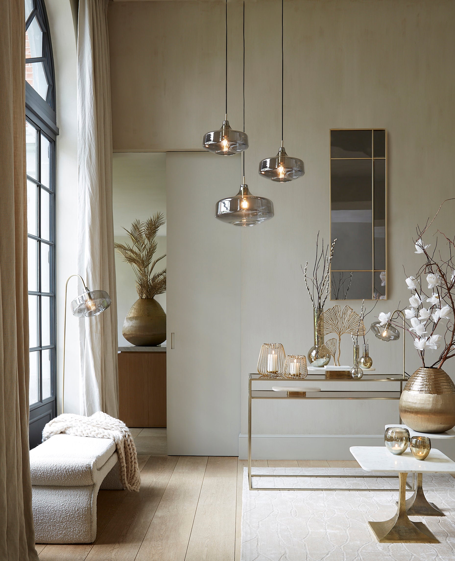 sfeervolle-bruine-houten-poef-light-living-nafya-variant-image3