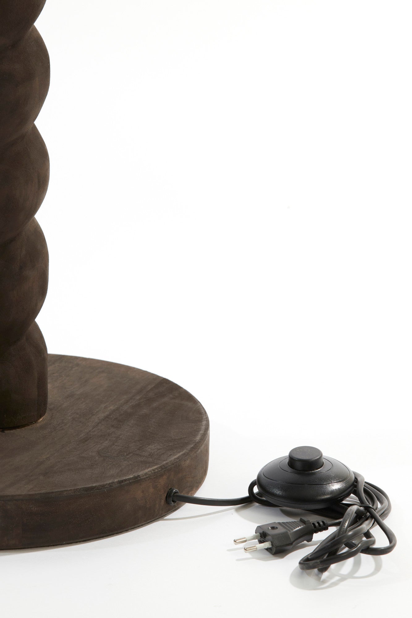 donkere-houten-lampenvoet-light-living-nanno-variant-image7