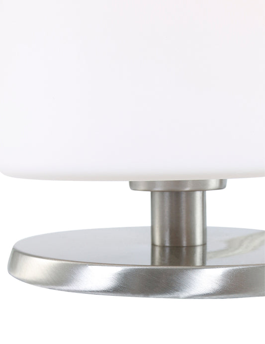 rotan-hanglamp-met-ovale-kap-anne-lighting-maze-main-image