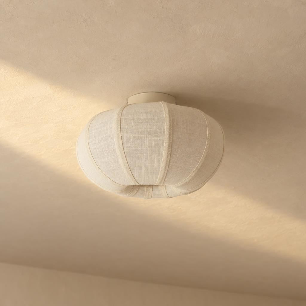 Robusztus fehér fém mennyezeti lámpa Light & Living Zosia – hangulatkép