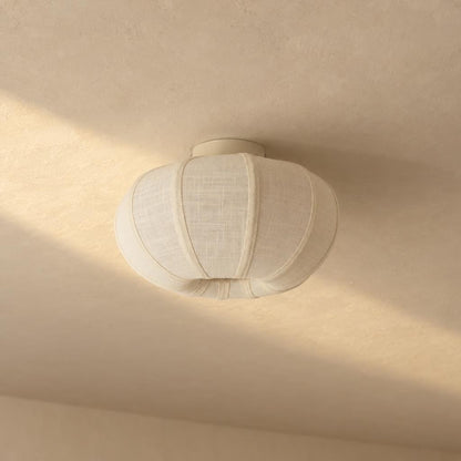 Robusztus fehér fém mennyezeti lámpa Light & Living Zosia – hangulatkép