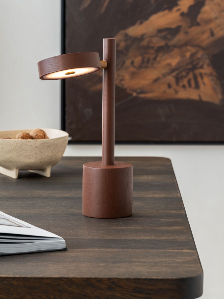 Lampada da tavolo in legno di frassino marrone raffinato GOOD&MOJO Okinawa – disegno con le misure