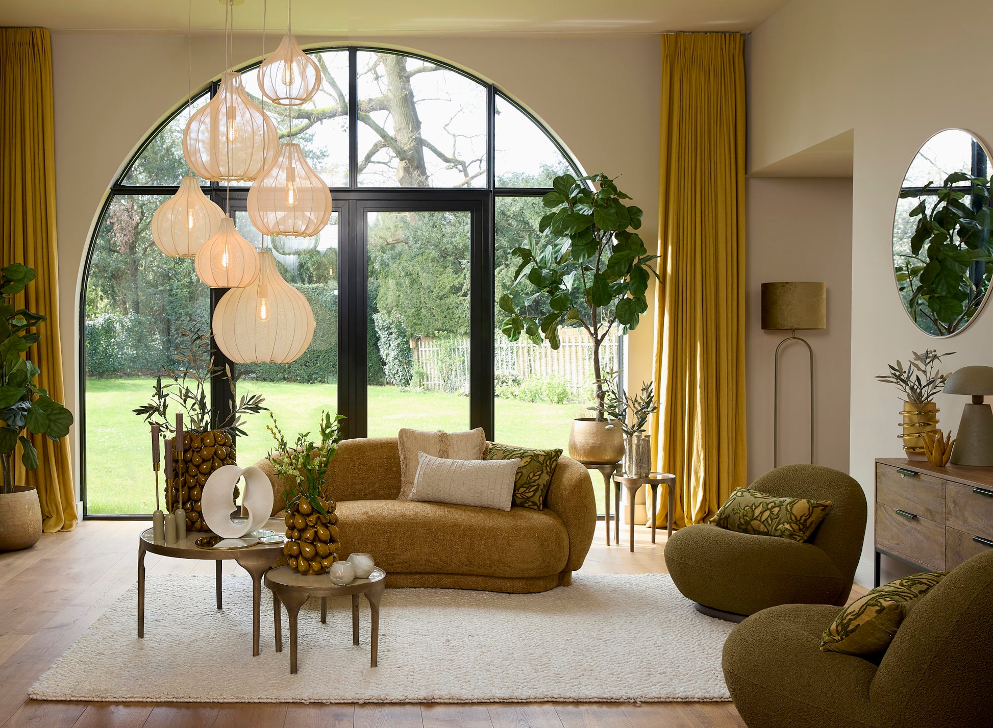 moderne-beige-stoffen-hanglamp-light-living-elati-variant-image3