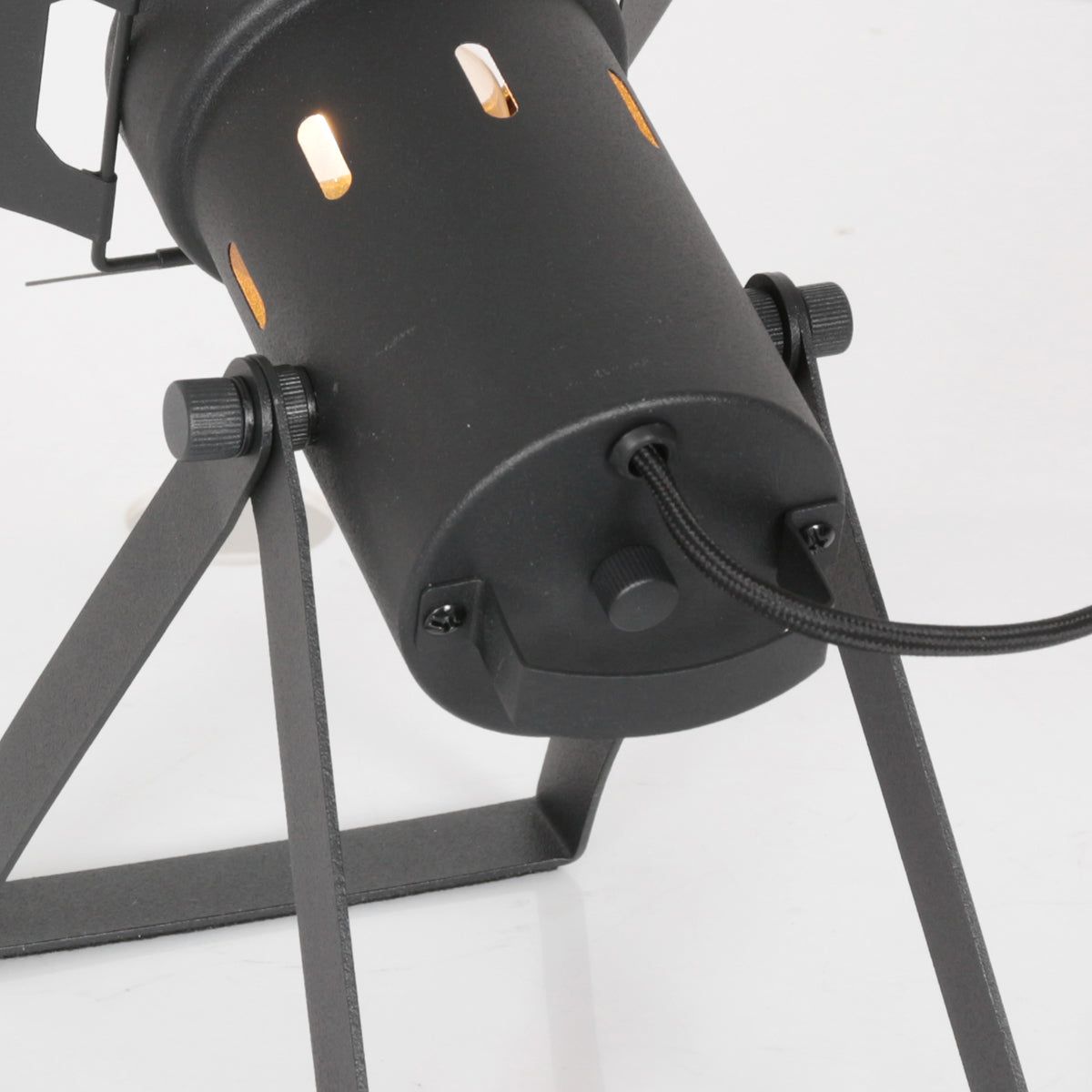 zwarte-kantelbare-retro-industriele-tafellamp-mexlite-carree-variant-image6