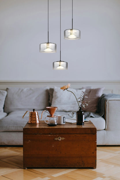 zwarte-hanglamp-met-glazen-kappen-elegant-design-belinda-variant-image5