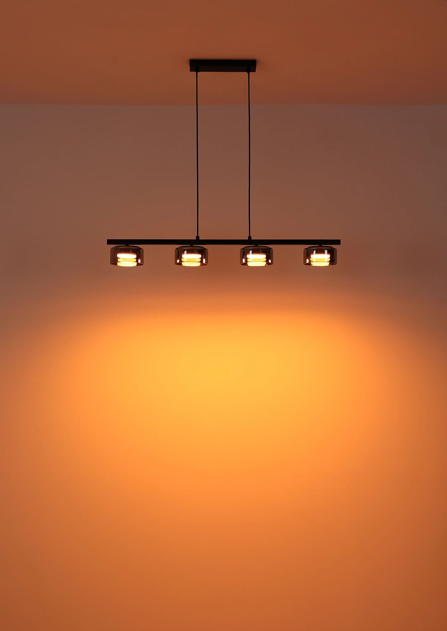 moderne-hanglamp-met-elegante-glazen-kappen-higgins-variant-image3