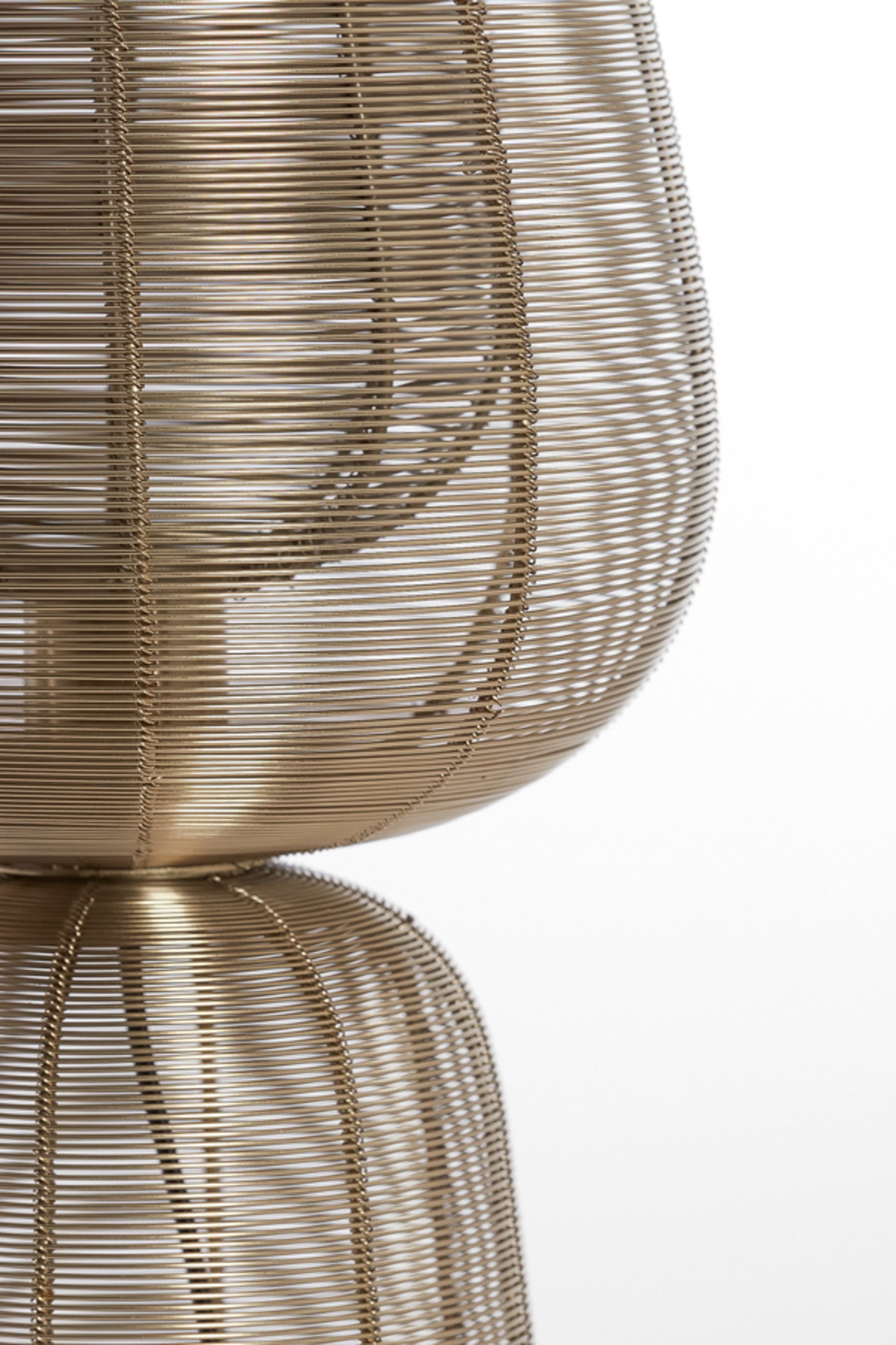 retro-gouden-tafellamp-fijn-metaaldraad-light-living-aboso-variant-image7