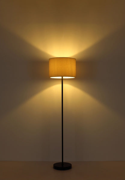 vloerlamp-met-textiele-kap-en-elegant-design-page-variant-image5