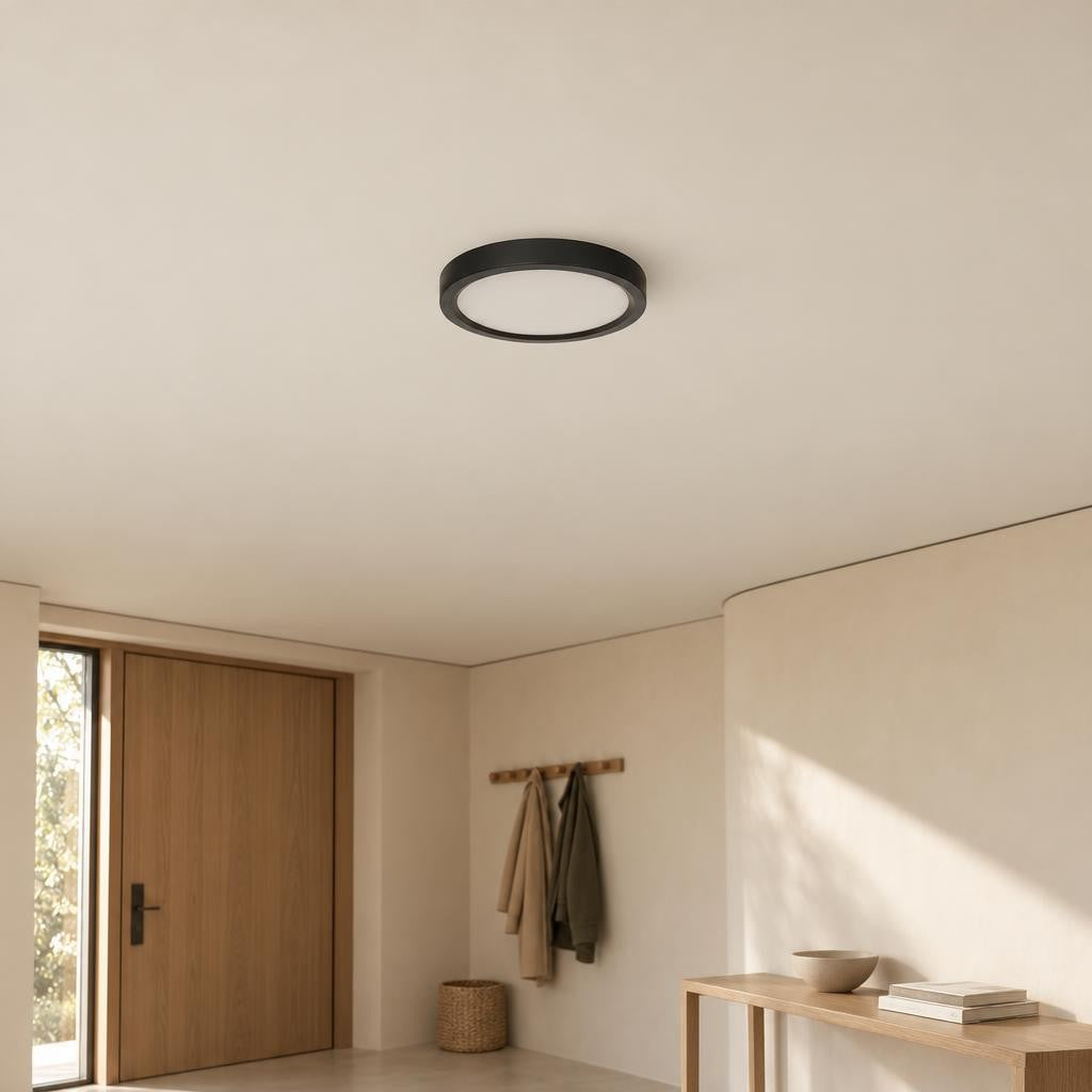 Черен LED плафон Steinhauer Ø20 см – интериорна снимка