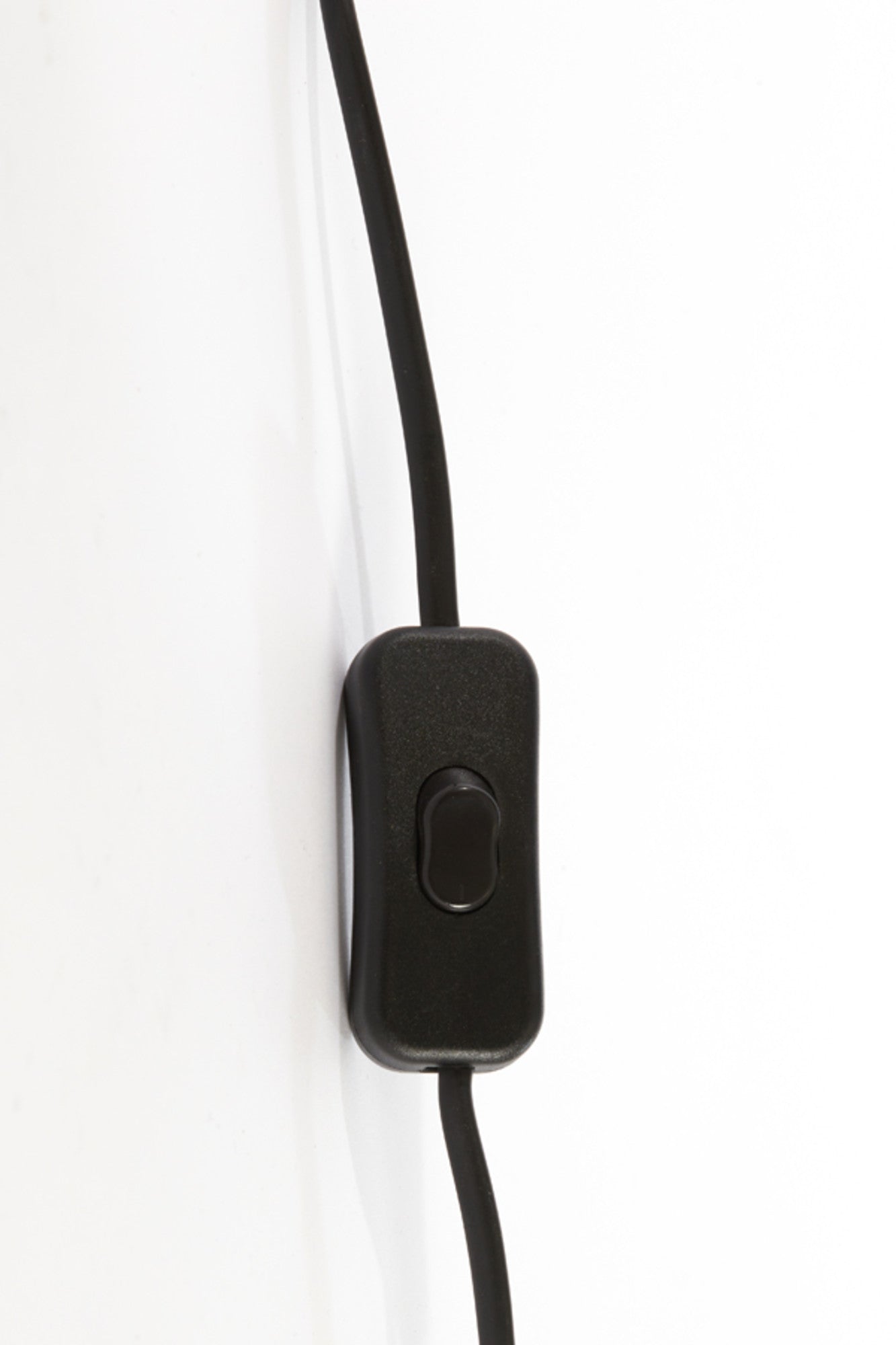 moderne-gouden-koker-wandlamp-light-living-maci-variant-image8