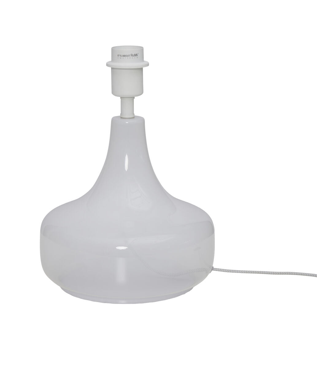 scandinavische-linnen-metalen-grijze-tafellamp-its-about-romi-reykjavik-variant-image7