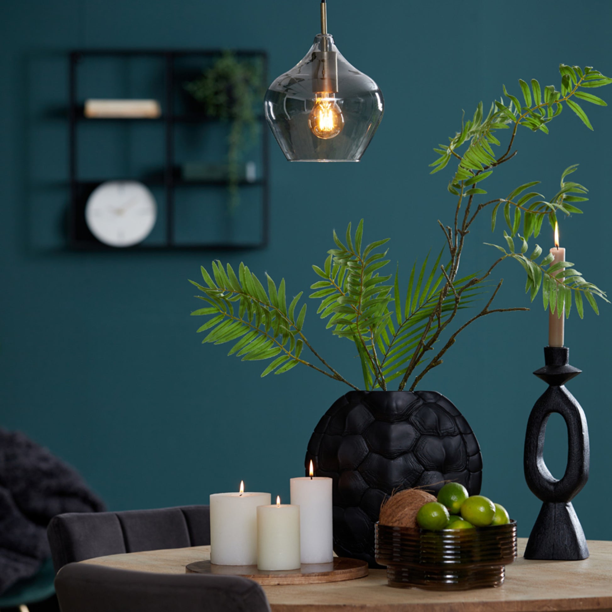 retro-hanglamp-rookglas-met-goud-light-living-rakel-variant-image5