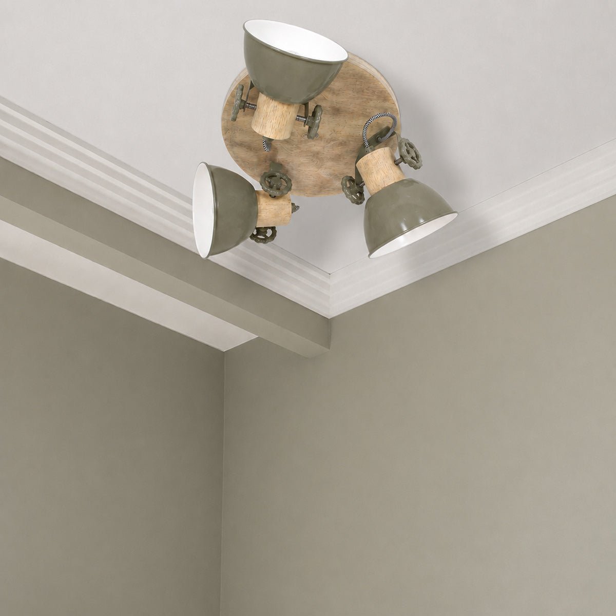 ronde-stoere-drielichts-plafondlamp-mexlite-gearwood-variant-image2