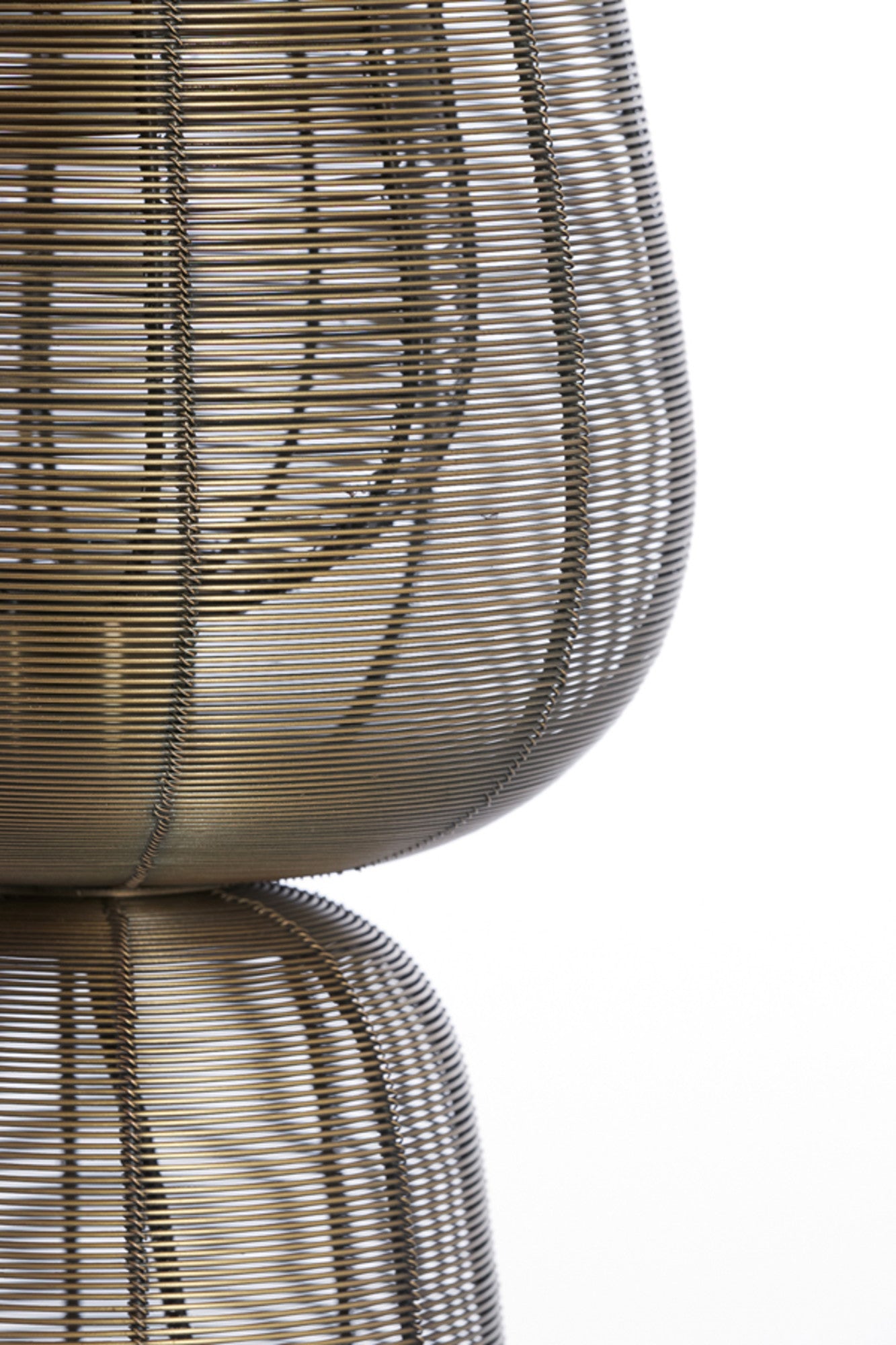 moderne-gouden-tafellamp-metaaldraad-light-living-aboso-variant-image7