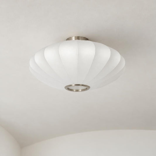 Rund loftlampe i hvid plast – Light & Living Fay – stemningsbillede