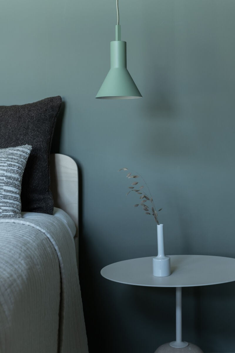 Luminária suspensa metálica verde matcha sutil It's About RoMi Stavanger – imagem 6