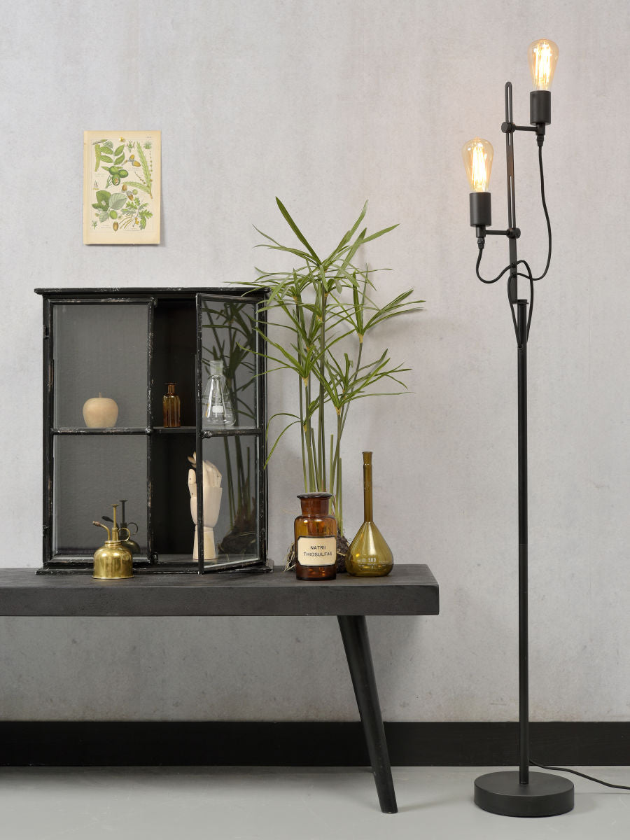 metalen-retro-vloerlamp-zwart-its-about-romi-seattle-variant-image4